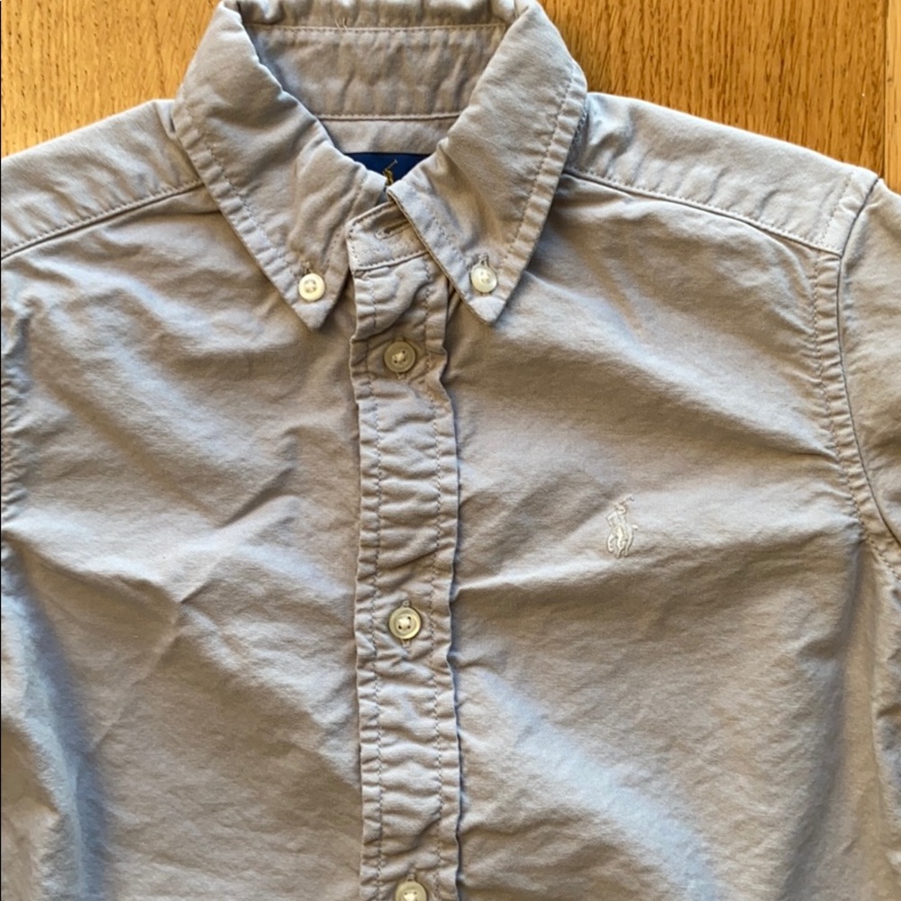 Ralph Lauren boys button down shirt. Size 3t - Picture 2 of 9